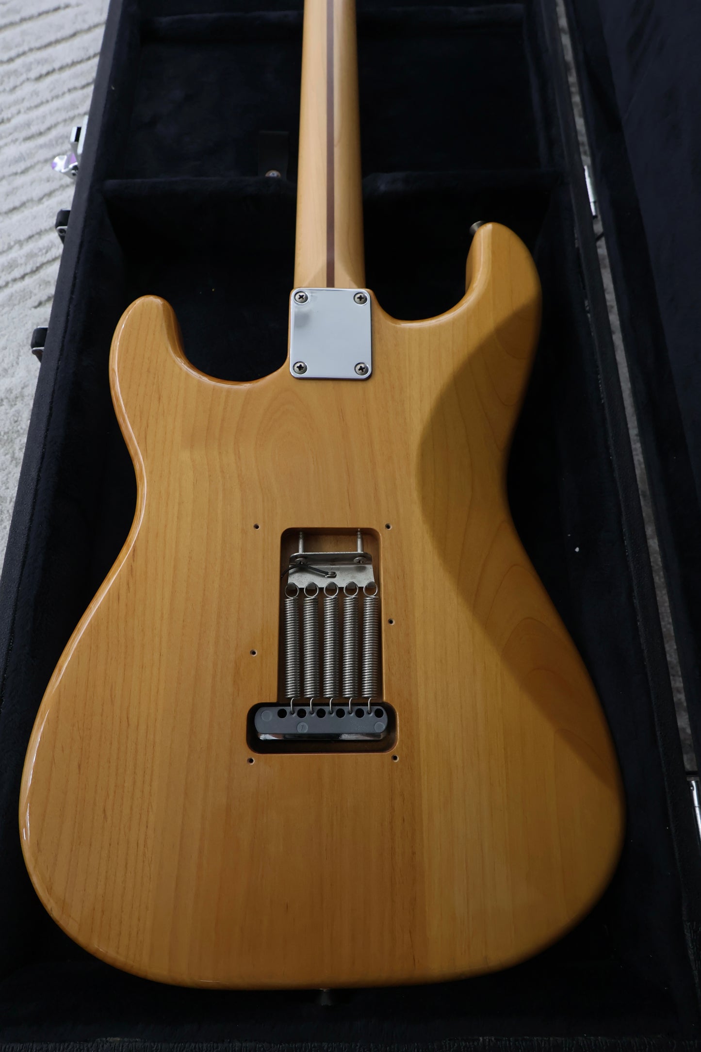 Fender Japan Hybrid II Stratocaster Maple Vintage Natural (used)