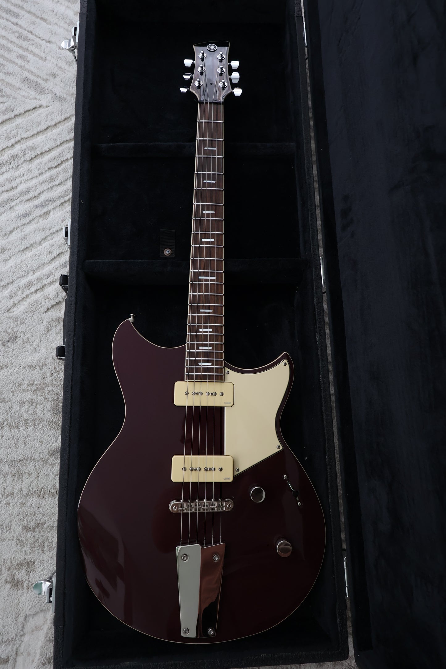 Yamaha Revstar RSS02T Hot Merlot